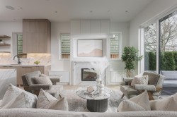 1-2130 2nd Avenue E Vancouver, BC V5N 1E8