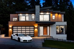 8 Creekstone Place  Port Moody, BC V3H 4L6