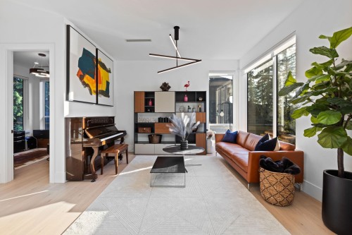 8 Creekstone Place, Port Moody, BC 