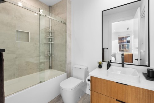 8 Creekstone Place, Port Moody, BC 