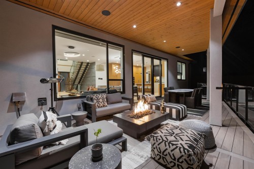 8 Creekstone Place, Port Moody, BC 