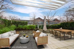 204-1061 Marine Drive  North Vancouver, BC V7P 1S6