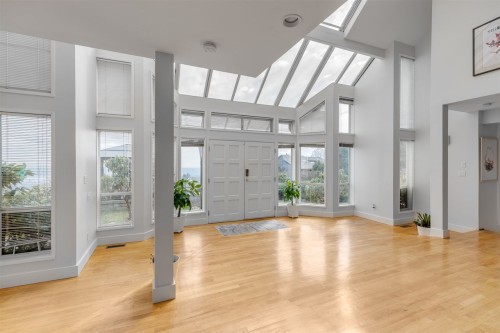 1565 Vinson Creek Road, West Vancouver, BC 