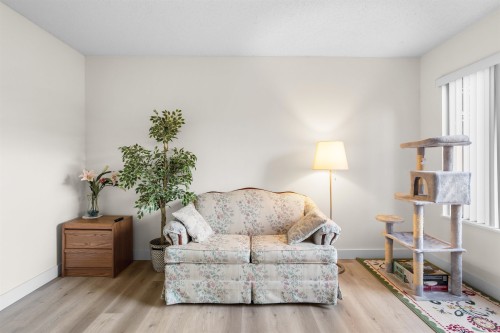 423 Cambridge Way, Port Moody, BC 