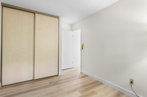 423 Cambridge Way, Port Moody, BC 