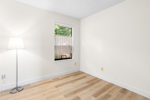 423 Cambridge Way, Port Moody, BC 