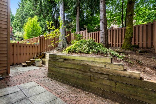 423 Cambridge Way, Port Moody, BC 