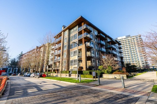 PH1-6033 Gray Avenue  Vancouver, BC V6S 0G3