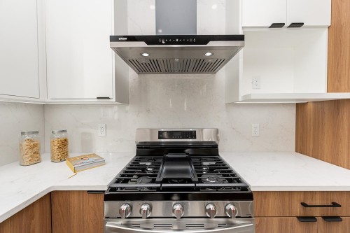 1-9935 Sullivan Street, Burnaby, BC 