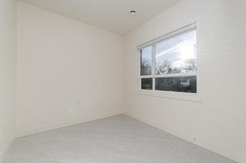 1-9935 Sullivan Street, Burnaby, BC 