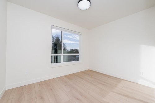 1-9935 Sullivan Street, Burnaby, BC 