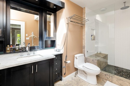 1649 29Th Avenue W, Vancouver, BC 