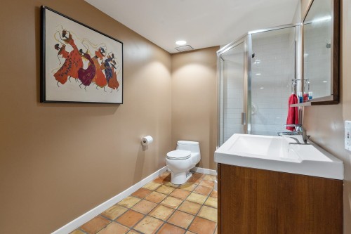 1649 29Th Avenue W, Vancouver, BC 