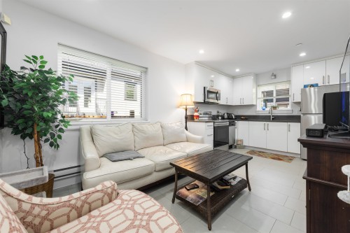 5318 Prince Edward Street, Vancouver, BC 