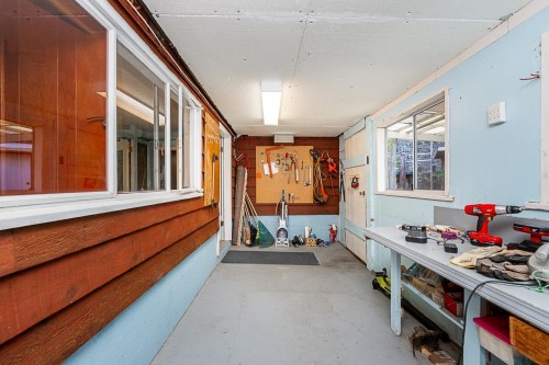 723 Handsworth Road, North Vancouver, BC 