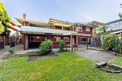 723 Handsworth Road, North Vancouver, BC 