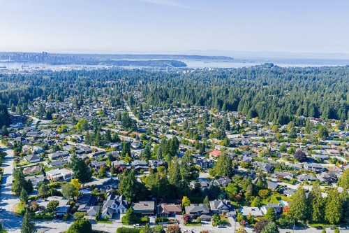 723 Handsworth Road, North Vancouver, BC 