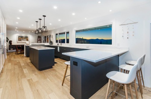 5237 Timberfeild Road  West Vancouver, BC V7W 2Y5