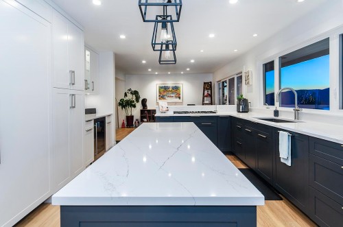 5237 Timberfeild Road, West Vancouver, BC 