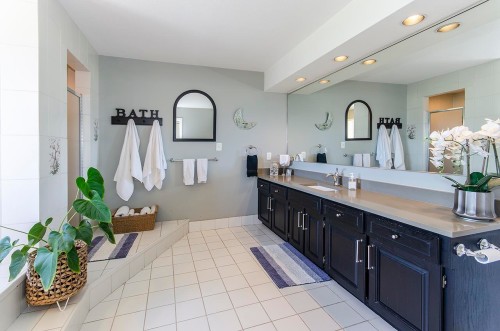 5237 Timberfeild Road, West Vancouver, BC 