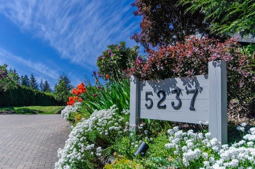 5237 Timberfeild Road, West Vancouver, BC 
