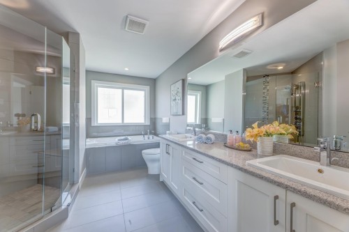 1438 Strawline Hill Street, Coquitlam, BC 