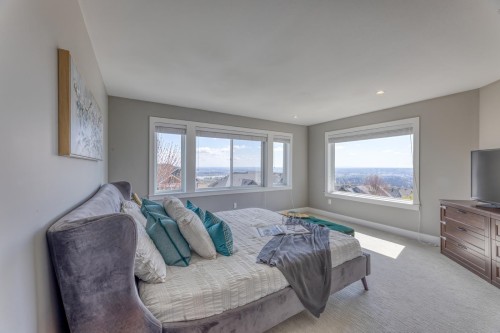 1438 Strawline Hill Street, Coquitlam, BC 