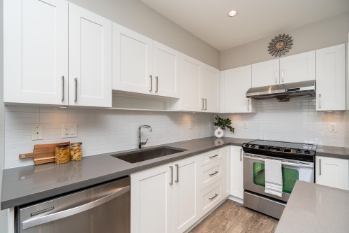 2410-963 Charland Avenue, Coquitlam, BC 