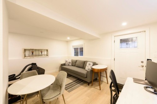 161 26Th Avenue E, Vancouver, BC 