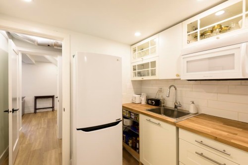 161 26Th Avenue E, Vancouver, BC 