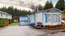 31-5575 Mason Road  Sechelt, BC V7Z 0K9