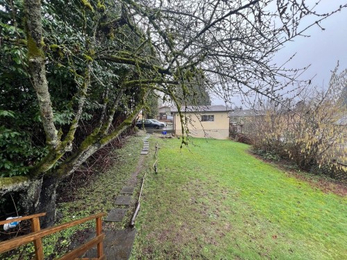 560 Springer Avenue, Burnaby, BC 