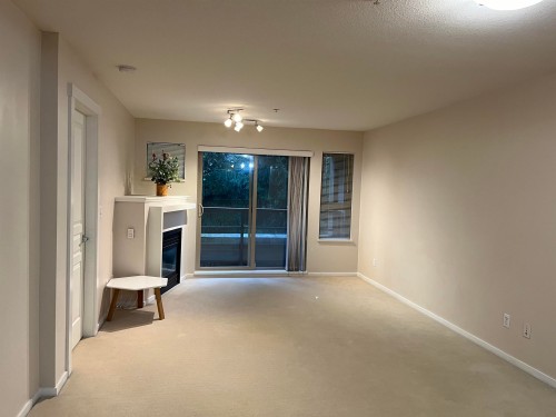 409-9319 University Crescent, Burnaby, BC 
