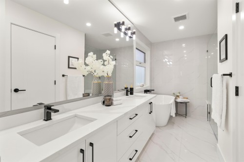 970 Laurel Court, Coquitlam, BC 