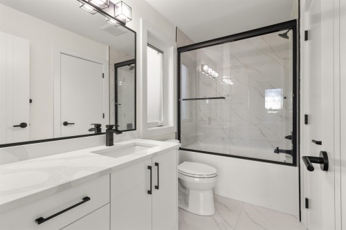 970 Laurel Court, Coquitlam, BC 