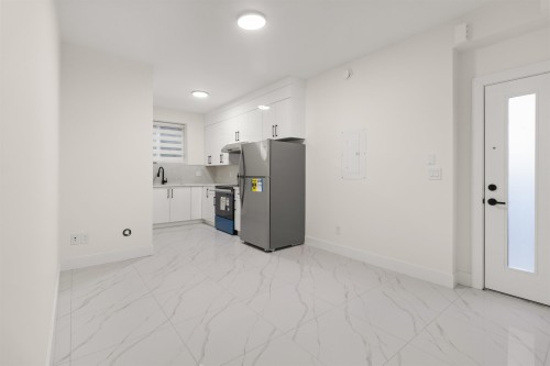 970 Laurel Court, Coquitlam, BC 