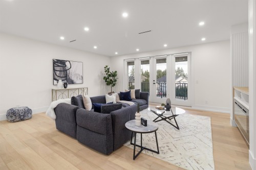 970 Laurel Court, Coquitlam, BC 