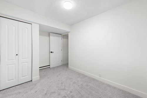 1777 Caledonia Avenue, North Vancouver, BC 