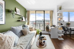 706-145 St. Georges Avenue  North Vancouver, BC V7L 3G8