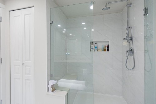 803-3100 Windsor Gate, Coquitlam, BC 