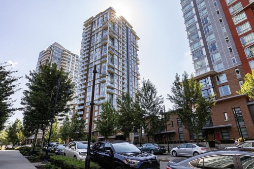803-3100 Windsor Gate, Coquitlam, BC 