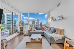 1706-595 Austin Avenue  Coquitlam, BC V3K 0G7