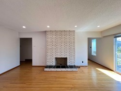 235 62nd Avenue E Vancouver, BC V5X 2E8