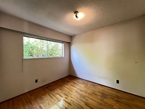 235 62Nd Avenue E, Vancouver, BC 