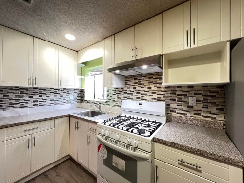 235 62Nd Avenue E, Vancouver, BC 