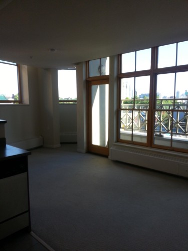 402-5 Pender Street W, Vancouver, BC 