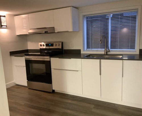 865 12Th Street E, North Vancouver, BC 