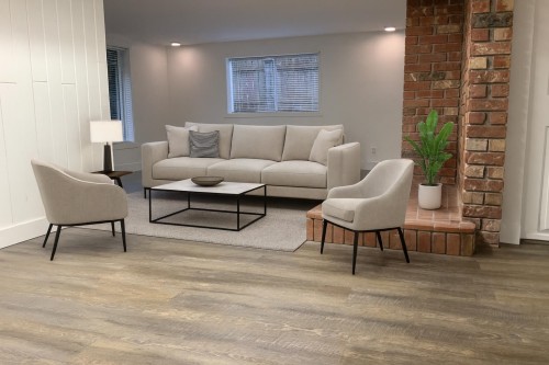 865 12Th Street E, North Vancouver, BC 