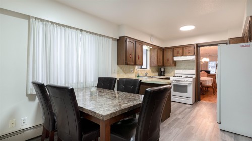 2628 8Th Avenue E, Vancouver, BC 