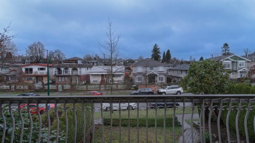 2628 8Th Avenue E, Vancouver, BC 